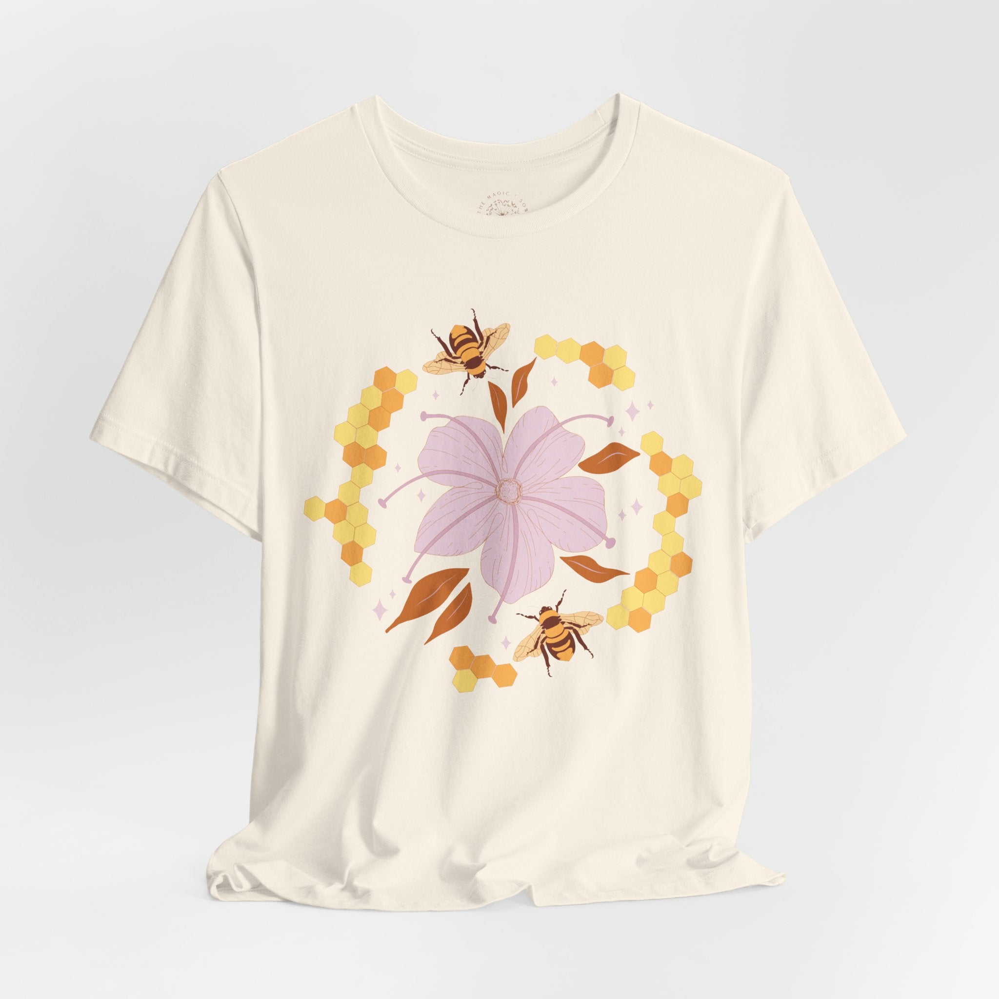 🐝 Floral Bee Unisex Graphic Tee – Botanical Nature Lover Shirt