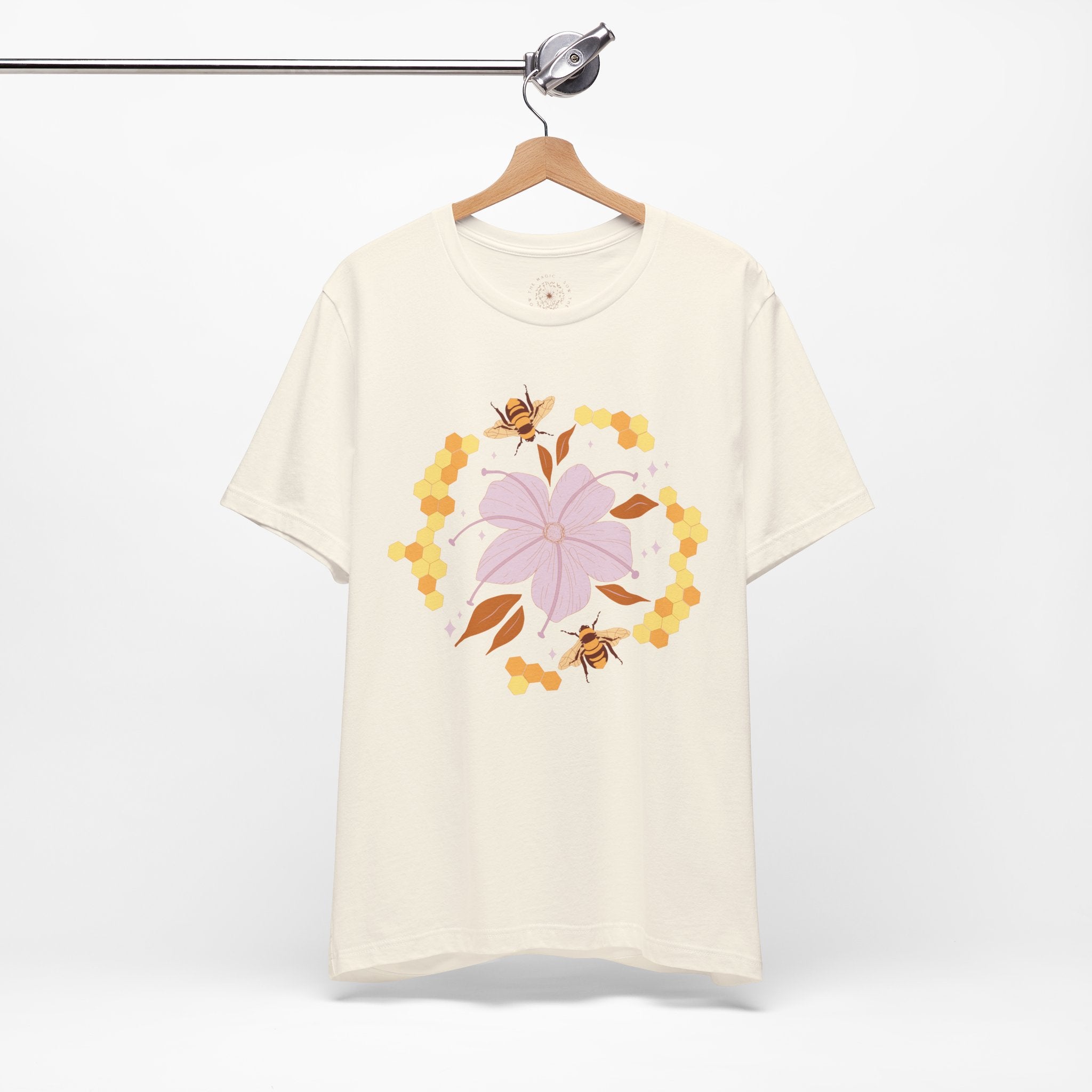 🐝 Floral Bee Unisex Graphic Tee – Botanical Nature Lover Shirt